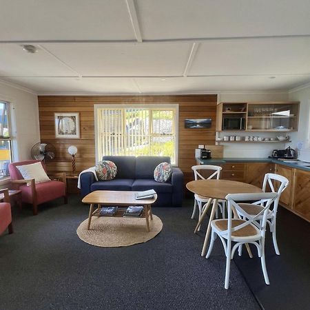 Binalong Beach Cottage Beachfront At Bay Of Fires Next To Restaurant Binalong Bay Екстер'єр фото
