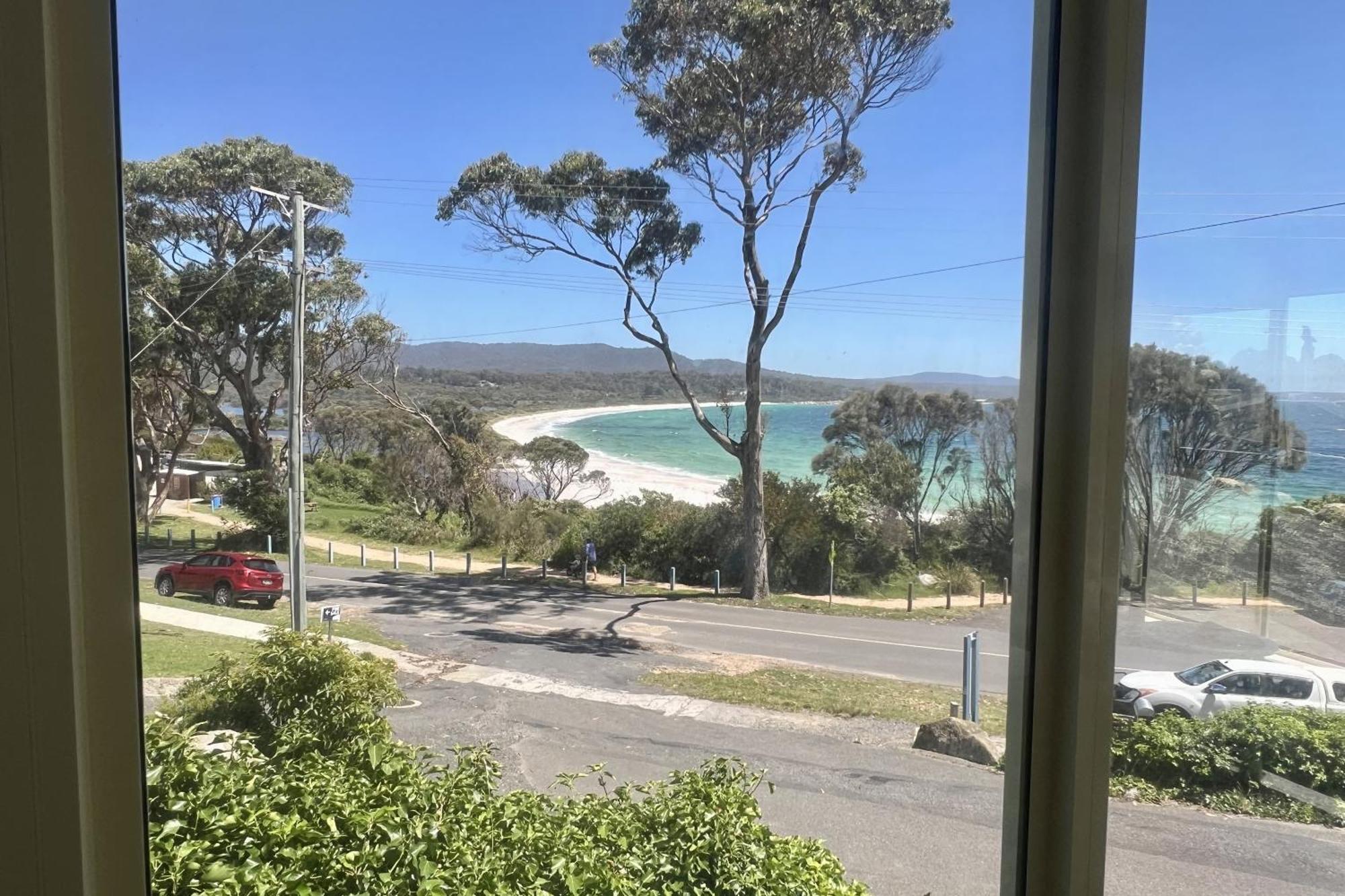 Binalong Beach Cottage Beachfront At Bay Of Fires Next To Restaurant Binalong Bay Екстер'єр фото